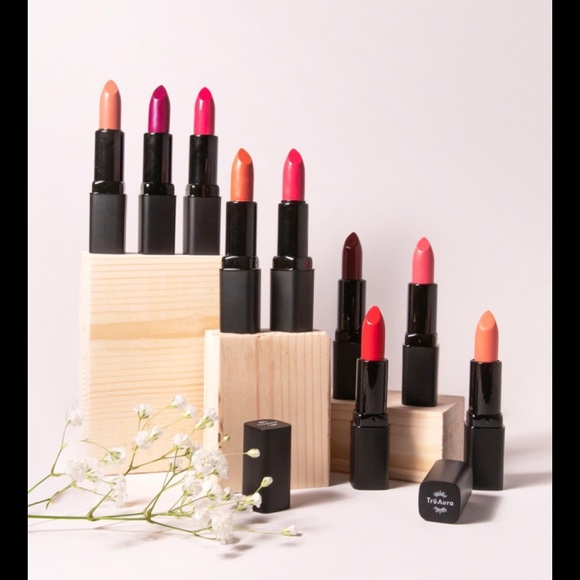 Clean Color - Lipstick - Bare - TruAura Clean Beauty - Picture 3 of 4